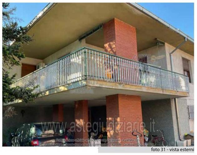 casa indipendente in vendita a Viadana