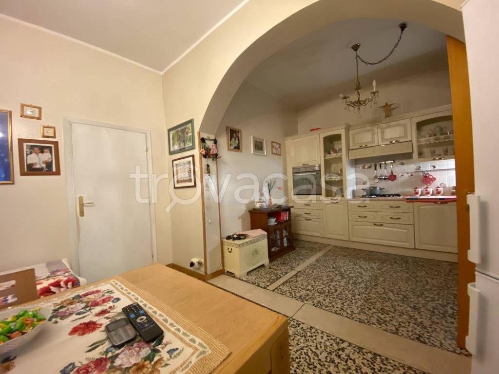 casa indipendente in vendita a Viadana