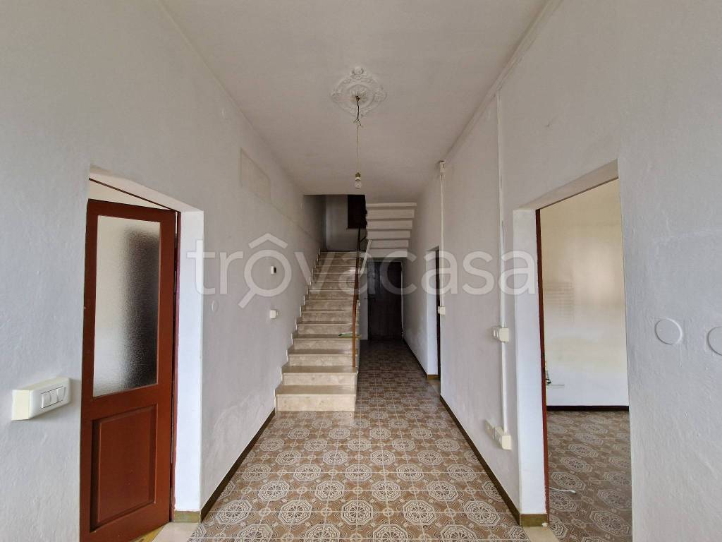 casa indipendente in vendita a Viadana in zona Casaletto