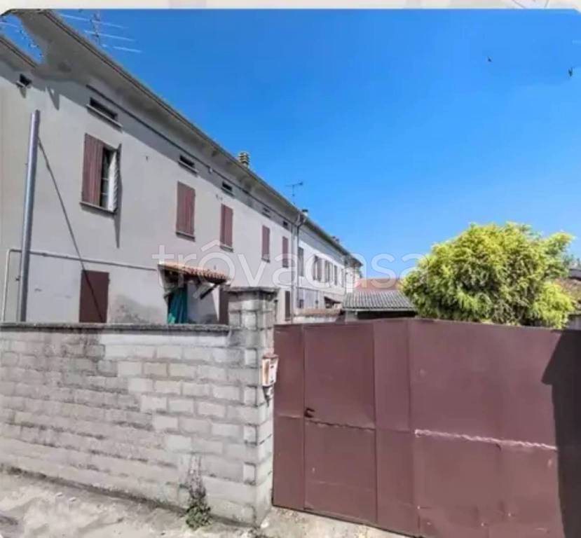 casa indipendente in vendita a Viadana in zona Cizzolo