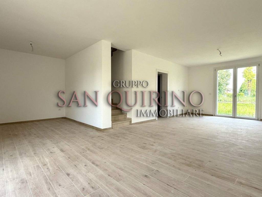 casa indipendente in vendita a Viadana