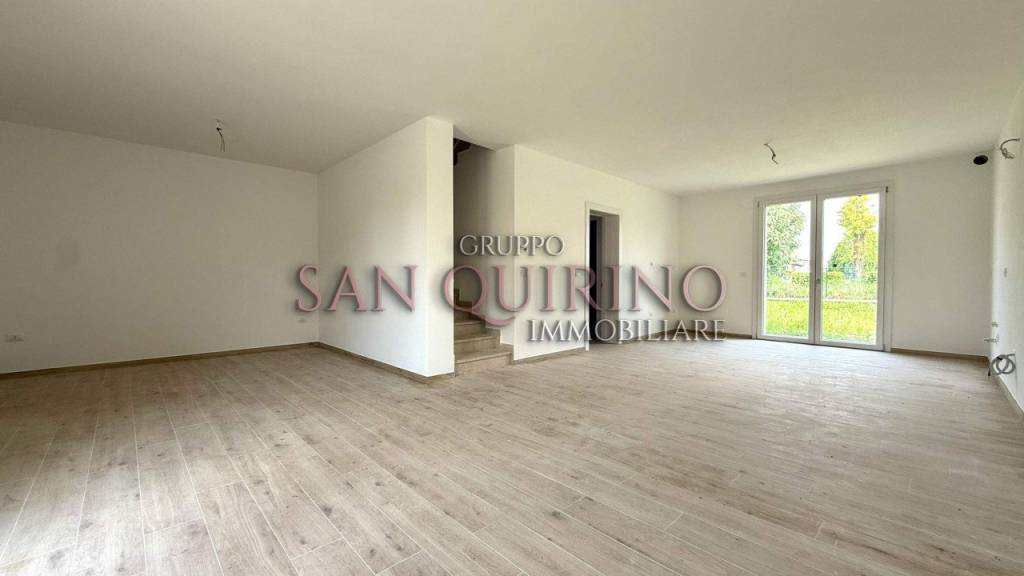 casa indipendente in vendita a Viadana