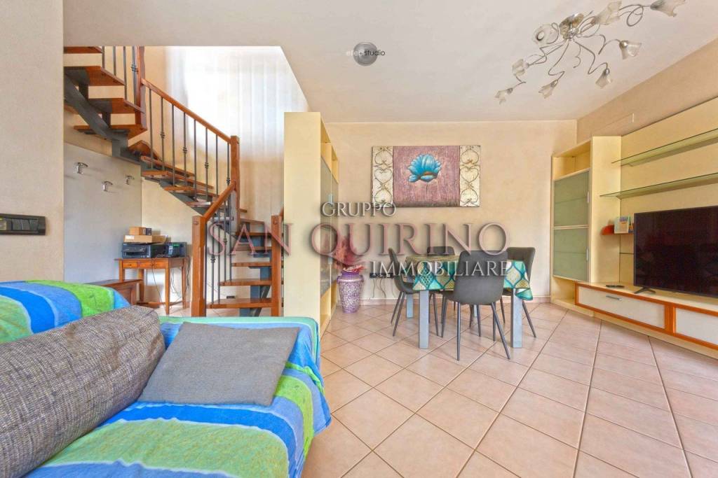 casa indipendente in vendita a Viadana in zona Casaletto