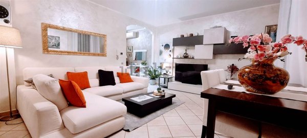 casa indipendente in vendita a Viadana