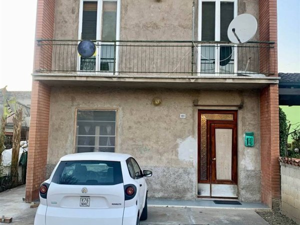 appartamento in vendita a Viadana in zona San Matteo