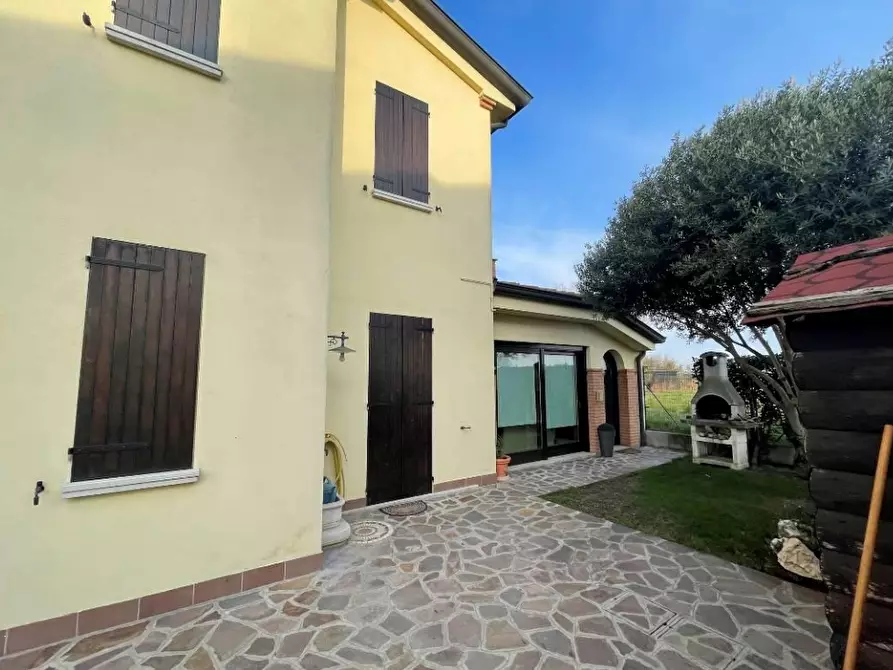 casa indipendente in vendita a Viadana