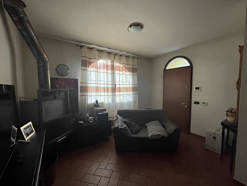 casa indipendente in vendita a Viadana