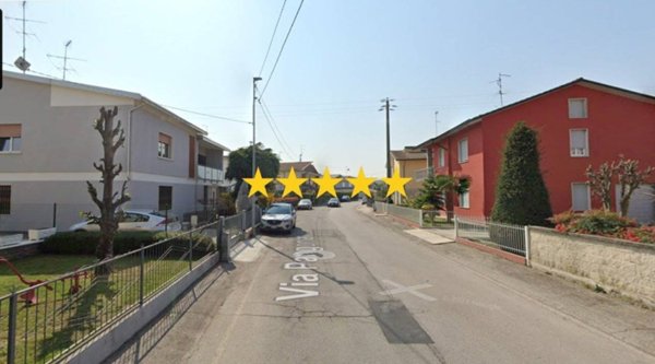 casa indipendente in vendita a Viadana