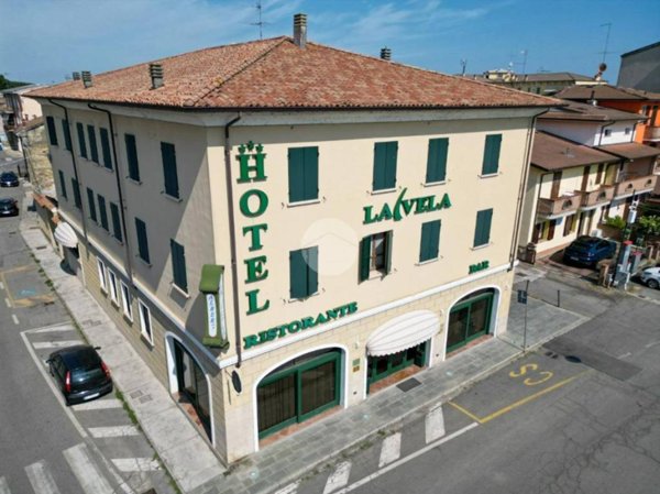 casa indipendente in vendita a Viadana