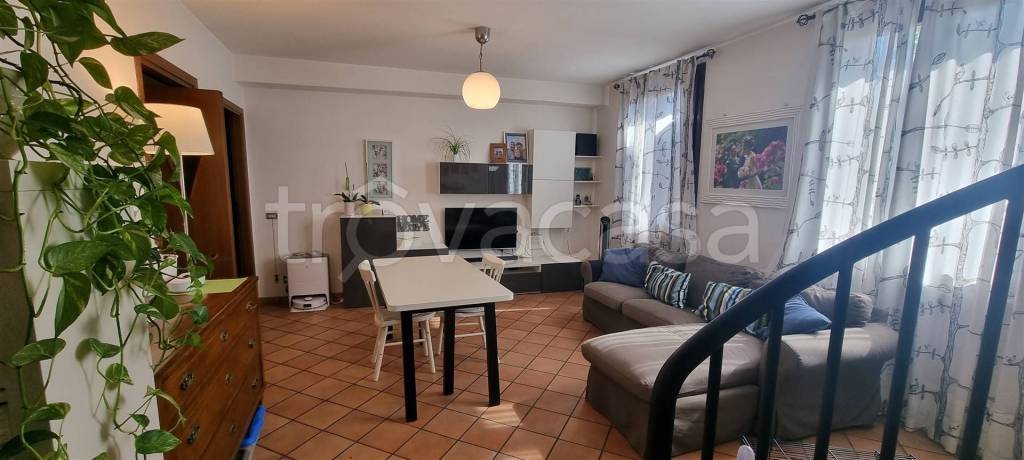 appartamento in vendita a Viadana in zona San Matteo