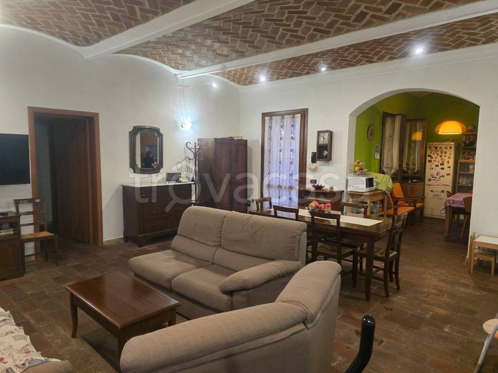 casa indipendente in vendita a Viadana in zona Cogozzo