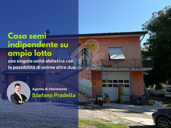 casa indipendente in vendita a Viadana