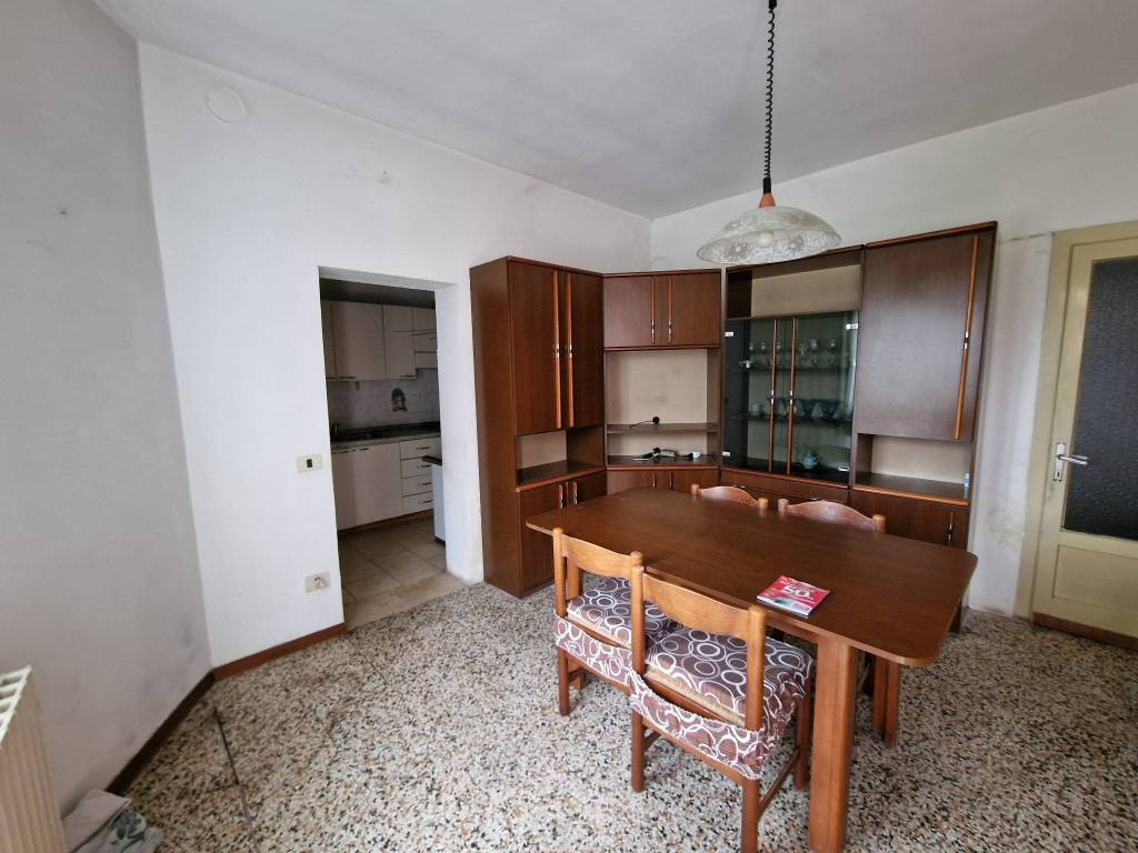 casa indipendente in vendita a Viadana in zona Sabbioni