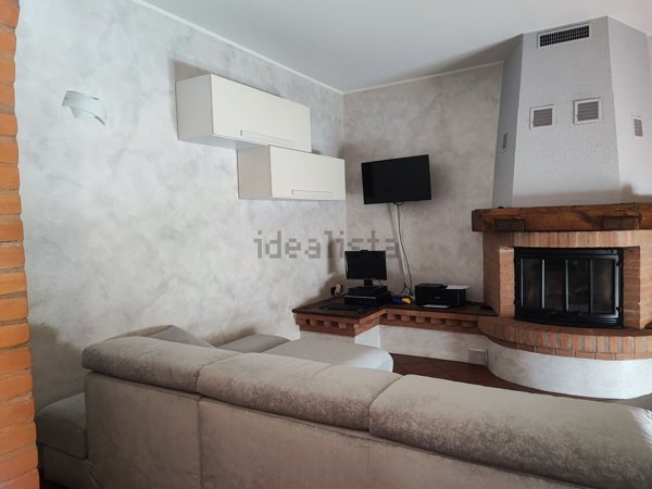 casa indipendente in vendita a Viadana in zona Cogozzo