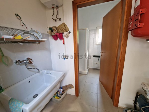 ufficio in vendita a Viadana in zona Cavallara