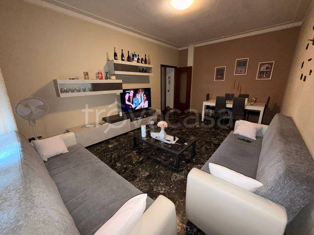 appartamento in vendita a Viadana in zona Cicognara