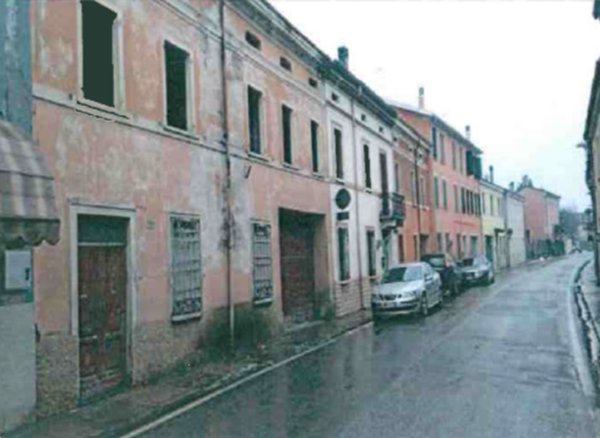 appartamento in vendita a Viadana in zona San Matteo