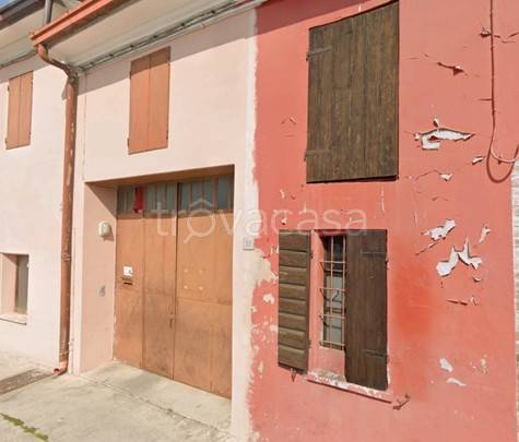 casa indipendente in vendita a Viadana