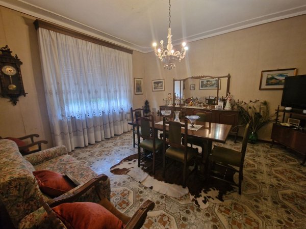 casa indipendente in vendita a Viadana in zona Cogozzo