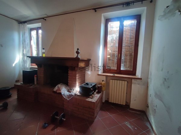 casa indipendente in vendita a Viadana in zona Buzzoletto