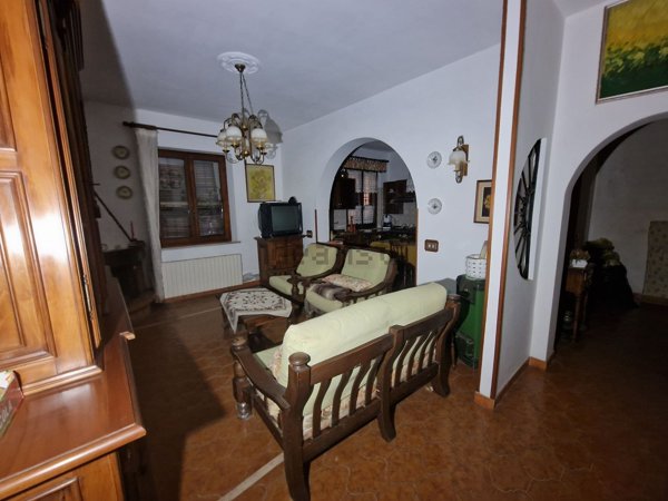 casa indipendente in vendita a Viadana