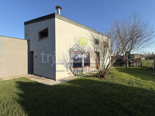 casa indipendente in vendita a Viadana in zona Cizzolo