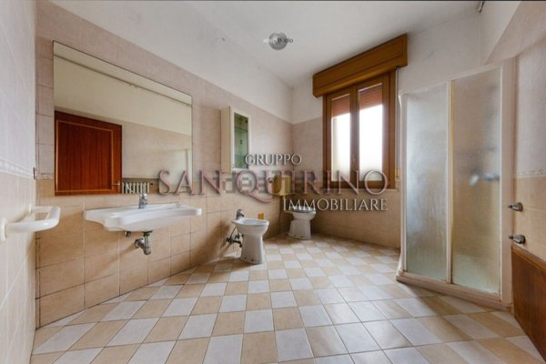 casa indipendente in vendita a Viadana