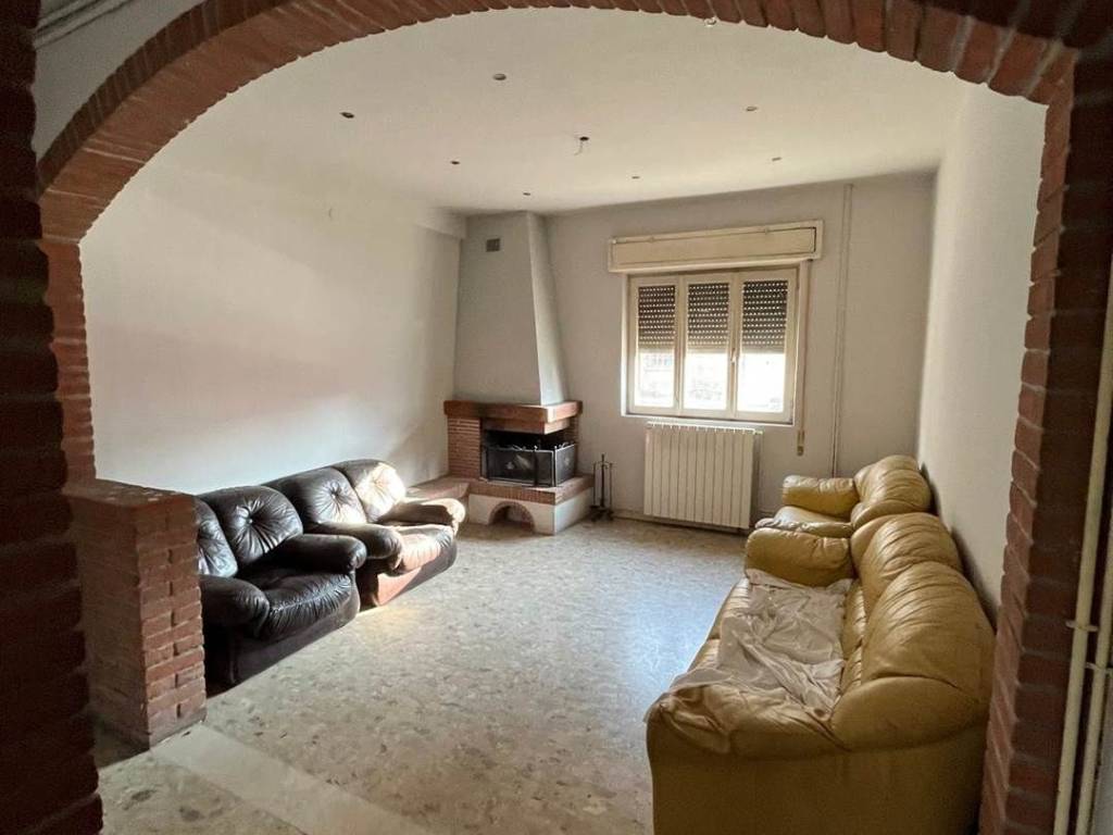 casa indipendente in vendita a Viadana