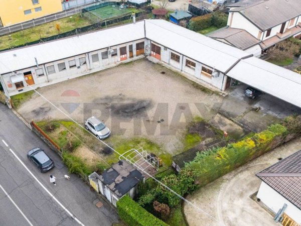 locale commerciale in vendita a Viadana in zona Cicognara