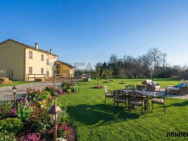 casale in vendita a Viadana