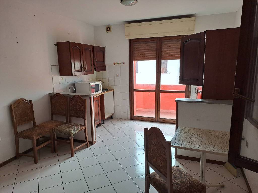 appartamento in vendita a Viadana in zona Cogozzo