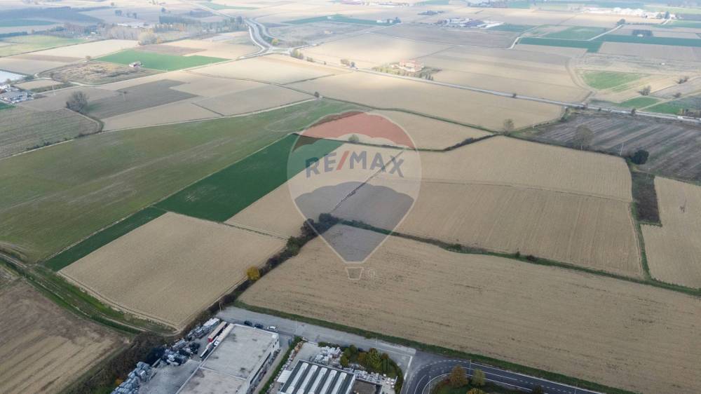 terreno agricolo in vendita a Viadana