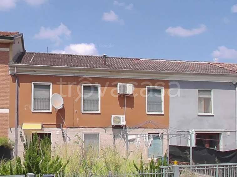 casa indipendente in vendita a Viadana