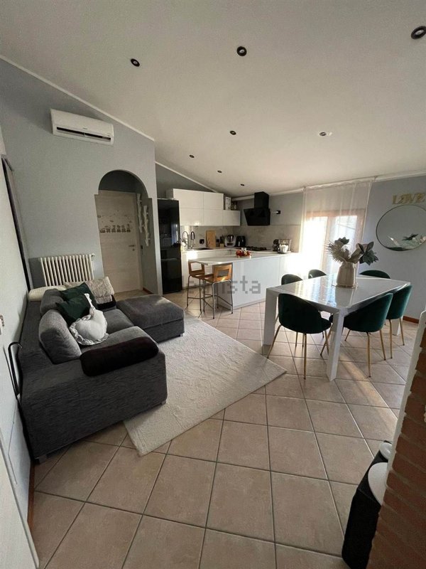 appartamento in vendita a Viadana in zona Cicognara