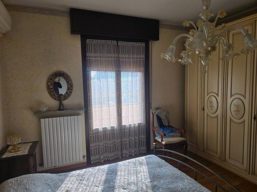 casa indipendente in vendita a Viadana