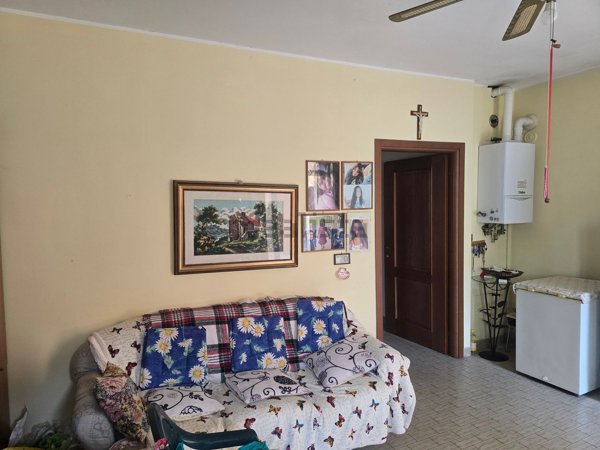 casa indipendente in vendita a Viadana