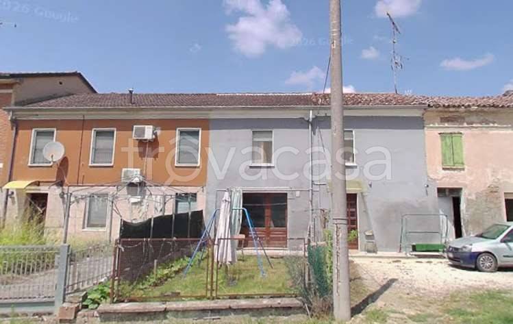 casa indipendente in vendita a Viadana