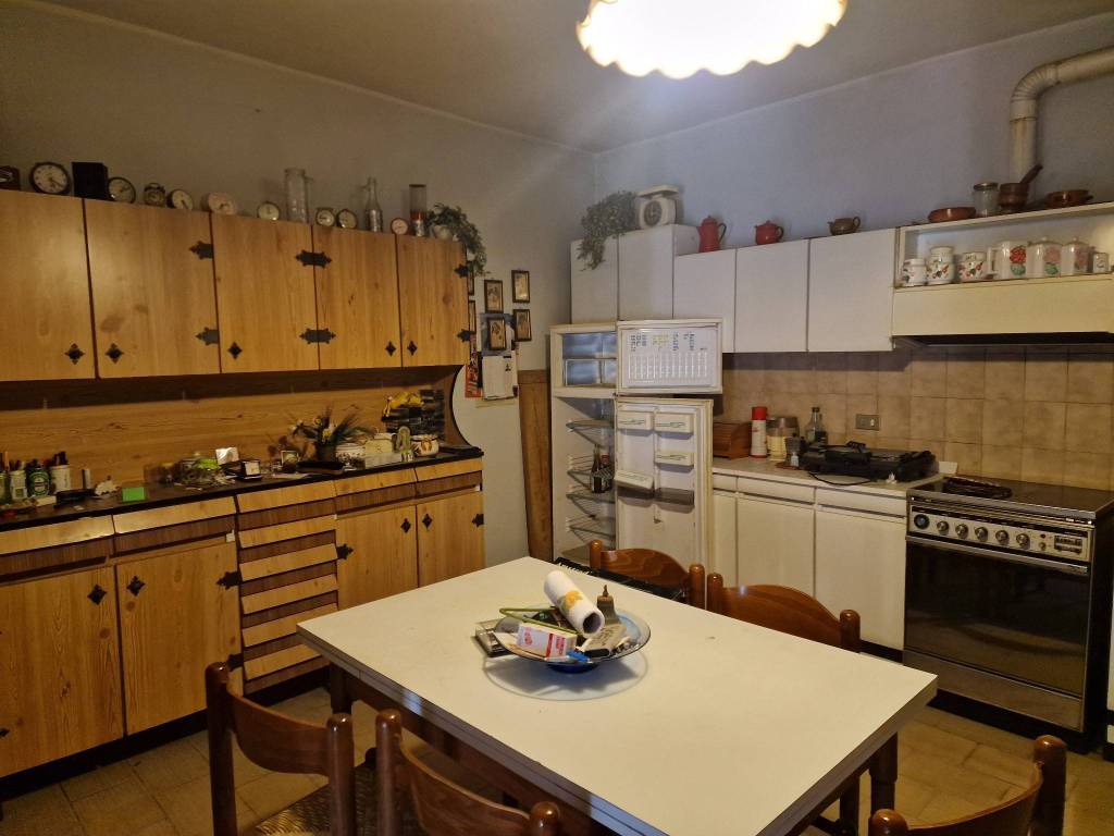 casa indipendente in vendita a Viadana