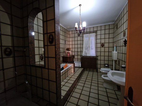 casa indipendente in vendita a Viadana in zona Cizzolo