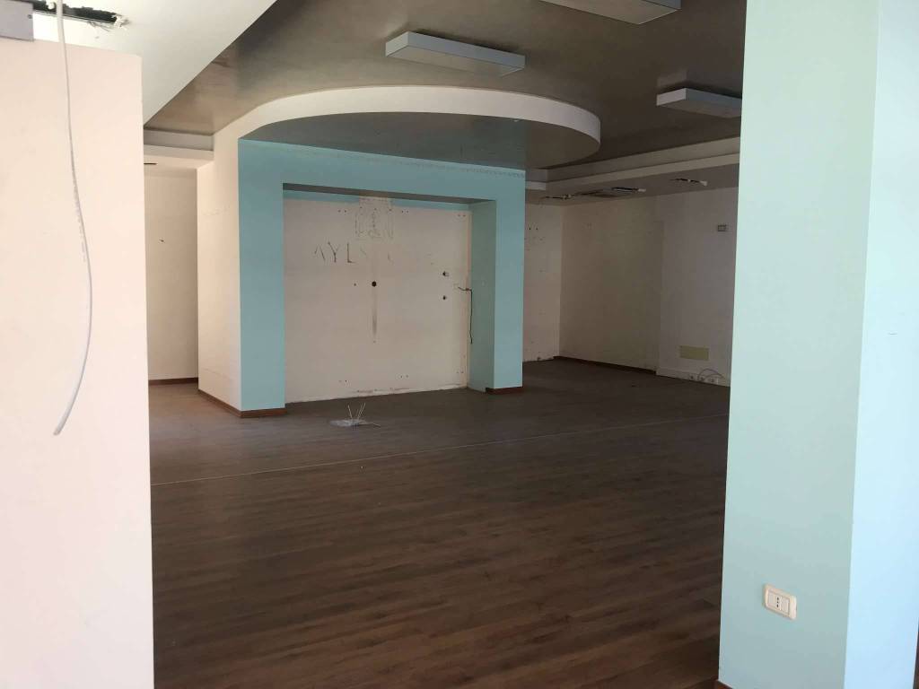 negozio in vendita a Viadana