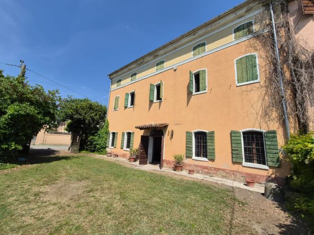 casa indipendente in vendita a Viadana in zona San Matteo
