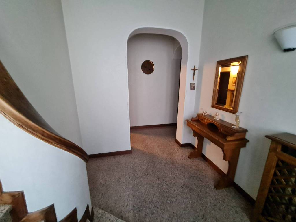 casa indipendente in vendita a Viadana