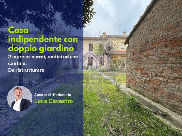casa indipendente in vendita a Viadana in zona Buzzoletto