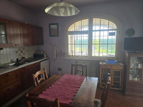 casa indipendente in vendita a Viadana in zona Buzzoletto