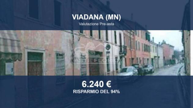 casa indipendente in vendita a Viadana