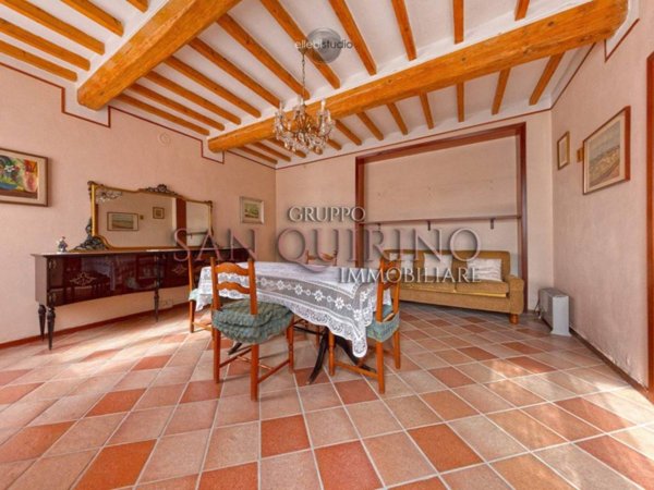 casa indipendente in vendita a Viadana in zona Casaletto