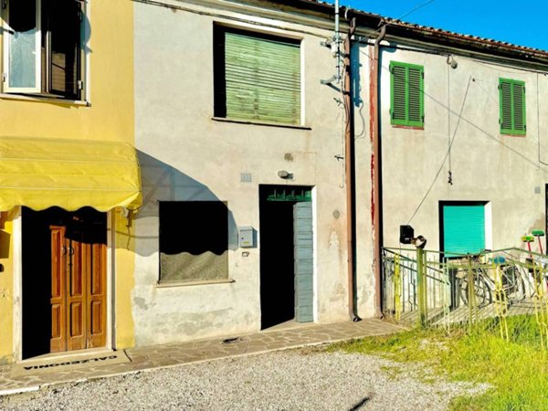 casa indipendente in vendita a Villimpenta
