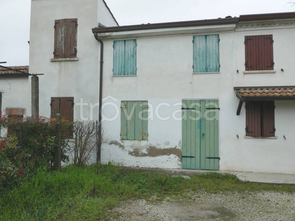 casa indipendente in vendita a Villimpenta