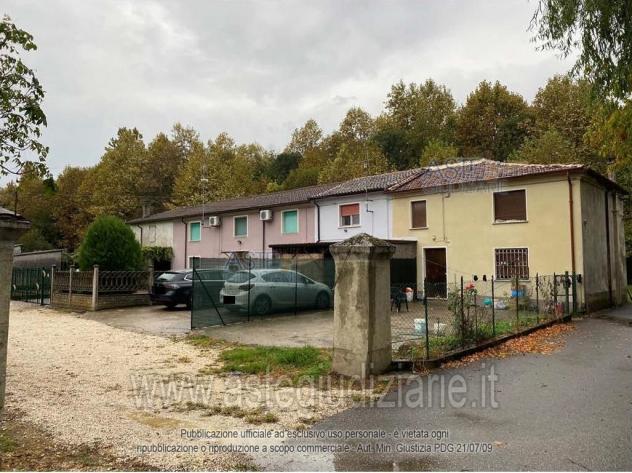 terreno edificabile in vendita a Villimpenta