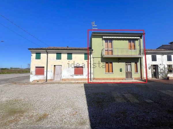 casa indipendente in vendita a Villimpenta